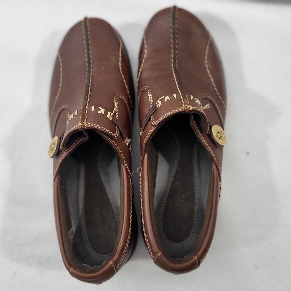 Clarks Women's Brown Slip-on Leather Shoes 7M Comfort - Picture 8 of 8